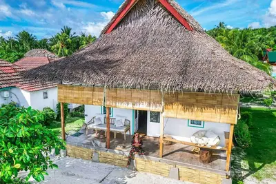 Image de Family Chalet 80m square oceanfront bungalow