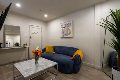 Image de Fantastic & Spacious 3br near Westmount Dt Mtl