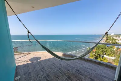 Image de Beautiful Ocean Front Apt - Air Conditioned -166 Mts - 3 Bedr. 4 Bathrooms