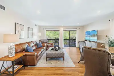 Image de Lakefront Pinehurst Condo 2bd/2ba - 237 - With Community Pool Access