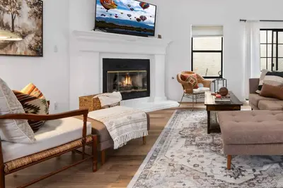 Image de Casa Deliciosa - An Irvie Home