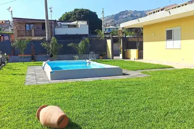 Image de The Villa Trinacria, villa within walking distance of the sea with all services close by.