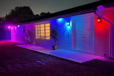 Image de Gated Pool Home South Miami Homestead 1 Acre