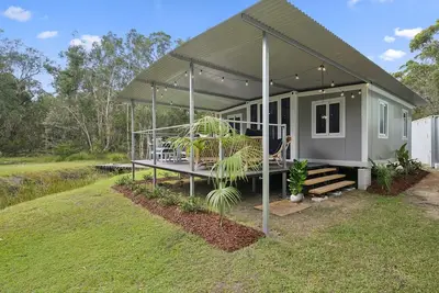 Image de Leos Beach Hideaway, Stylish Tiny Home