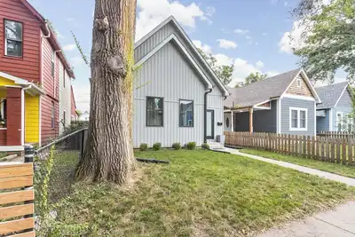 Image de Entire Home in Fountain Square