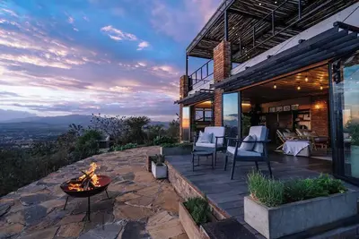 Image de Nyumba Ndoto, Dream house with unreal views