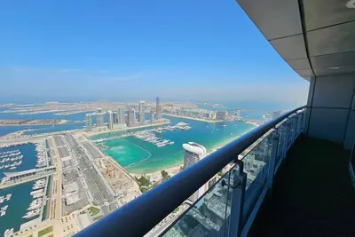 Image de Sunrise Homes - Stunning 2-Br with Panoramic Palm and Dubai Harbour View