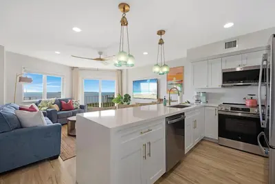 Image de Salty Mermaid Ocean Pointe 4406