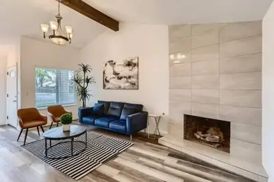 Image de 2b/2ba Chic & Modern Gem near Downtown
