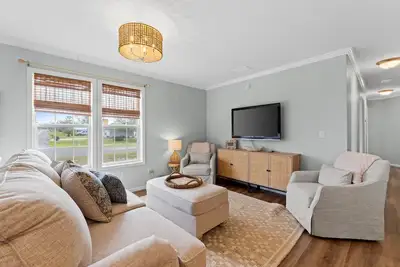 Image de Beach House Hakuna Matata - Pet Friendly, Beach Across the Street, Gulf View