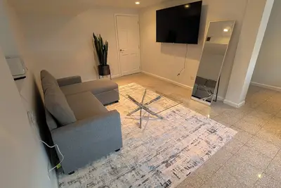 Image de Comfy 2-bedroom apartment with Ac, WiFi in Oak Park