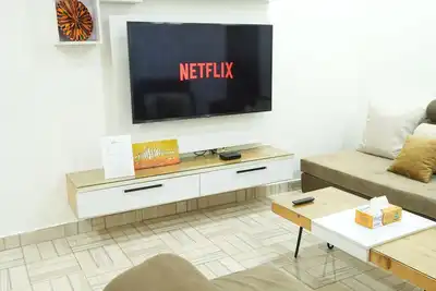 Image de Emplacement privilégié, ultra-central/ Osu près d'Oxford St/ Ac, WiFi et Netflix