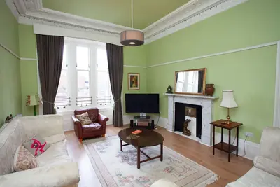 Image de Spacious 4-Bedroom Retreat in Glasgow City