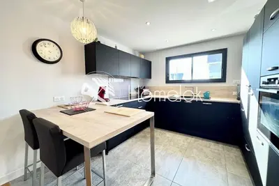 Image de Maison contemporaine de standing - 100m des plages