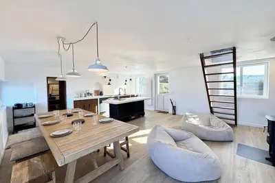Magnifique Maison les pieds dans l'eau