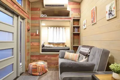 Image de Fall in Love at TinyCamp! Reconnect to Nature, Hot Tub, Sauna