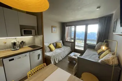Image de 6ème étage, balcon, télévision, casier à ski, 22m², Alpe d'Huez