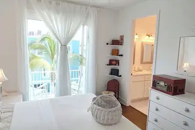Image de #301 White Pelican Bungalow
