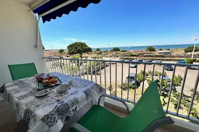 Image de Douceur De MEDITERRANÉE - Vue mer Terrasse et parking