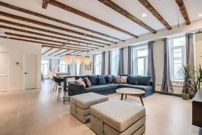 Image de Tropical Loft in old Montreal