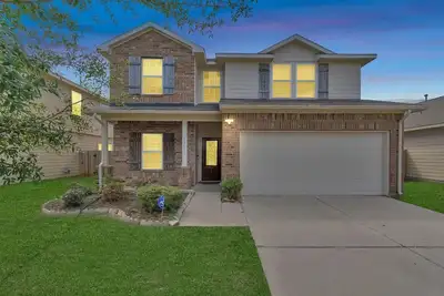 Charming 4-bedroom house with Ac and WiFi in tranquil Cypress