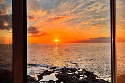 Image de Escape to paradise: Oceanfront loft with incredible views