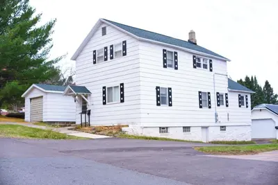 Image de Remodeled 4-bedroom, 2-Bathroom house in big snow country, Bessemer Mi.