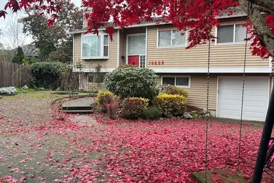 Image de Spacious 5-bedroom house in fabulous Kirkland with sunroom, WiFi