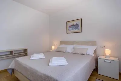 Image de Sophisticated 3-Bed, 2-Bath Family Oasis, Sleeps 6, Parking