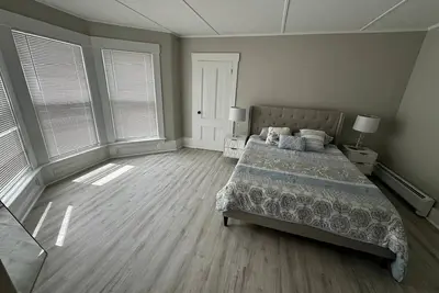 Image de Newly Renovated Concord Unit