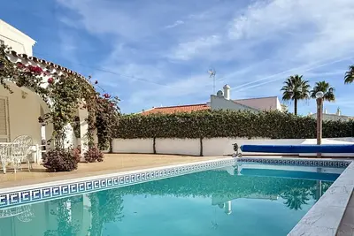 Image de #278 Fonte dos Leões by Home Holidays