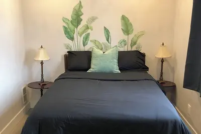 Image de Serene Green Guest Room