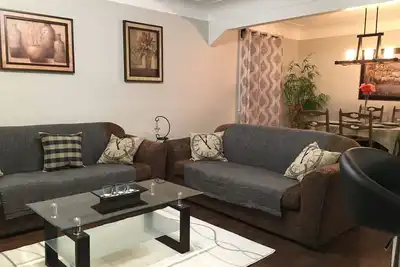 Image de Beautiful house in a heart of Hamilton