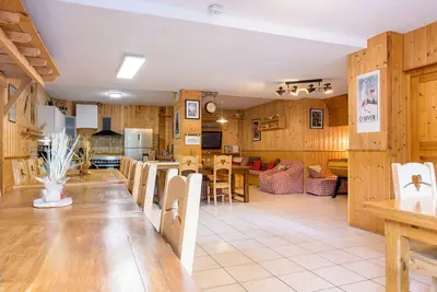Image de Appartement \"Des Sapins\" avec vue sur les montagnes, terrasse privée et Wi-Fi