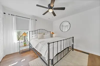 Image de Chic & Modern 2bd Near Cae