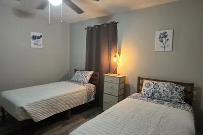 Charming 3-bedroom house with Ac and WiFi in Temple