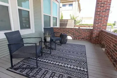 Image de Charming 3-bedroom apartment with Ac and WiFi in enjoyable Dallas
