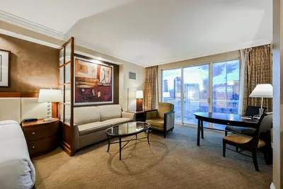 Image de Svs: Sphere & Strip View Studio | Private Balcony | Signature at Mgm