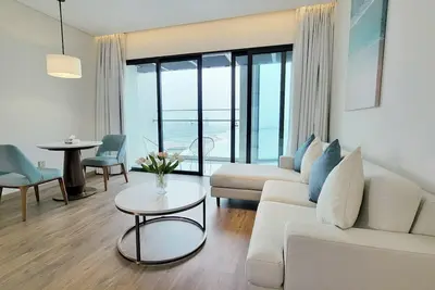 Image de Luxury Oceanview Apartment in À La Carte Ha Long – Balcony & WiFi