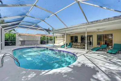 Image de Hot Tub & Heated Pool: Bonita Springs Getaway!