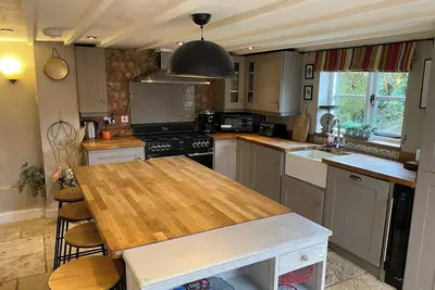 Image de Stone Cottage Norfolk, joli cottage familial