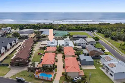 Image de 5/4 Flame Street - A Beachside Escape
