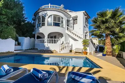 Image de Charmante villa privée traditionnelle sur la côte de Benissa
