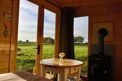 Image de Cottage can be used all year round with fireplace & sauna