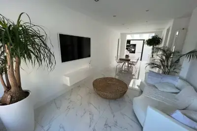 Image de beautiful house of calais