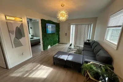 Image de 2br Modern Home - Near Wvu, Hospitals & Stadium