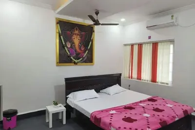 Image de Nice CoupleFriendly family 2 bhk Banjara hills rd7
