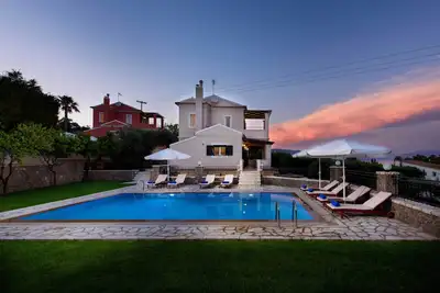 Image de Villa de luxe Lemonia avec piscine privée