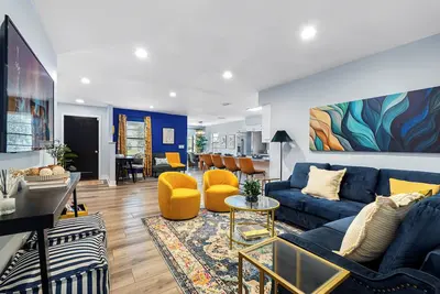 Image de Outdoor Games, Firepit, King bed, Bbq Grill, Close to Downtown and attractions