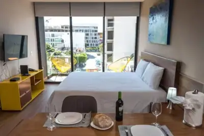 Image de Luxury Condominium Tatis – Elegant Comfort Awaits!